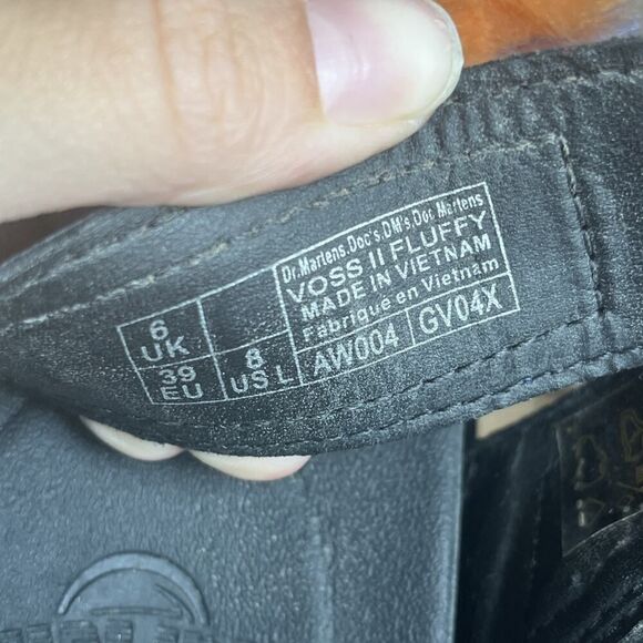 RARE Dr. Martens Womens Sz 8 Voss II Fluffy Faux Fur Rainbow Platform Sandals - Picture 8 of 10